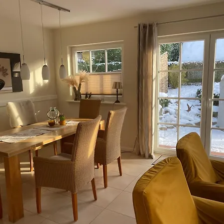 Ferienhaus Reetdach-ferienhaus Strandläufer